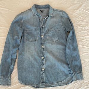J. Crew size 2 chambray button up pocket shirt